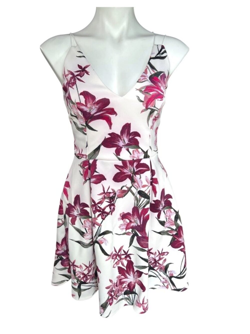 Charlotte Russe Dress Size S Floral Fit & Flare Dbl Straps Magenta peach white - Picture 2 of 10
